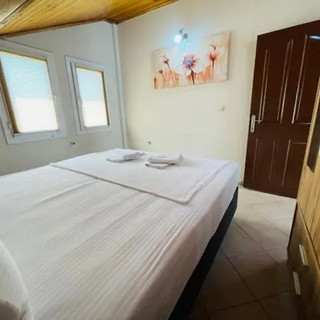 Charming Flat With Shared Pool Balcony And Terrace In Pazaryeri 公寓 *
